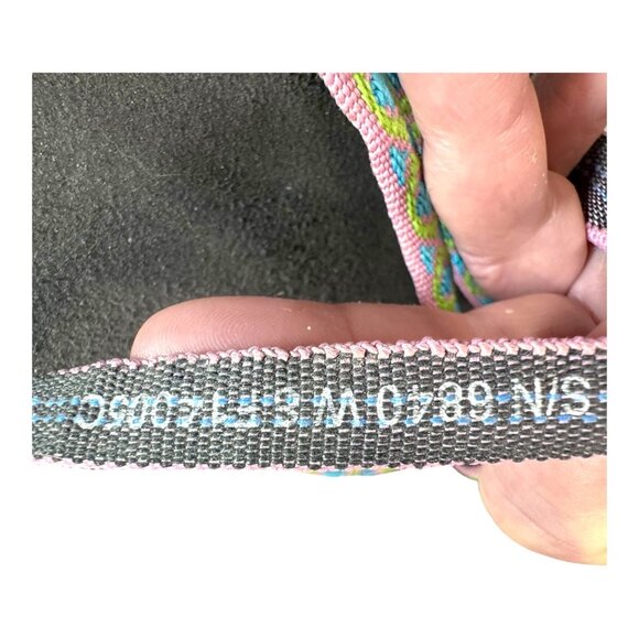 Teva Womens Multicolor Strappy Flip Flop Sandals Size 8 Olawahu Pink Green Blue - Picture 5 of 9